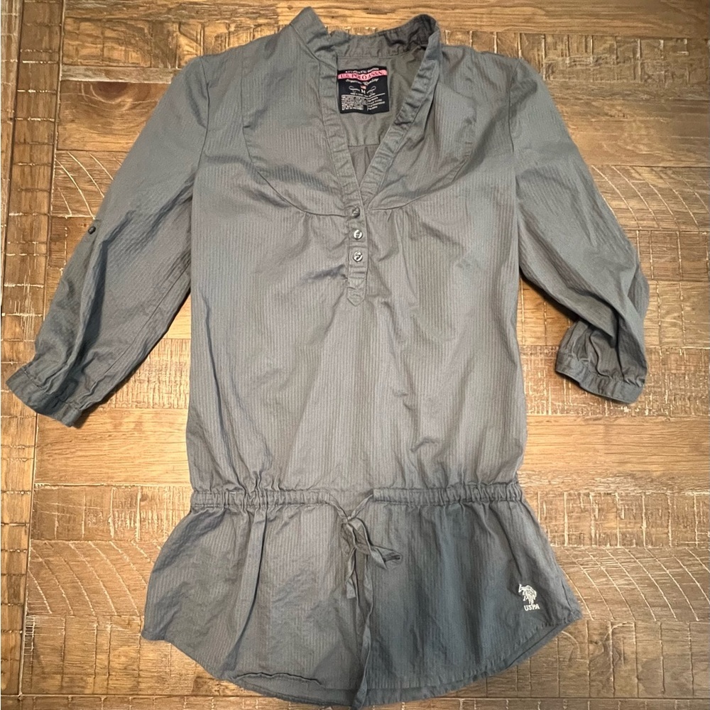 Gray Tunic Blouse Size Medium (small stain on back - see photos)